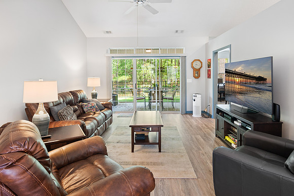 183 Glenwood Dr-10