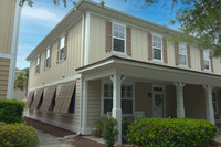 4912 N Market St-12