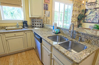 833 Madiera Dr-13