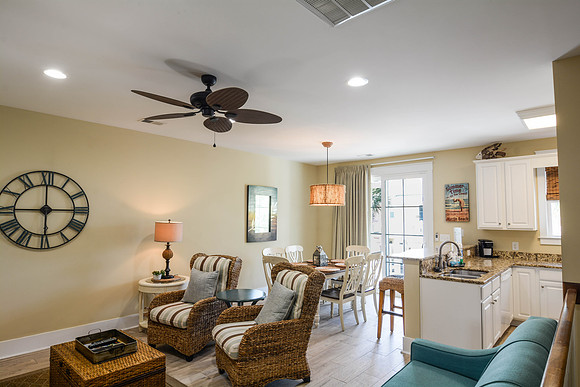4914 Cinzia Ln-12