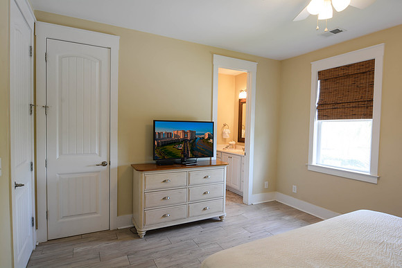 4914 Cinzia Ln-21