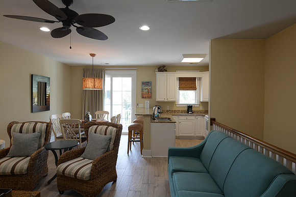 4914 Cinzia Ln-13