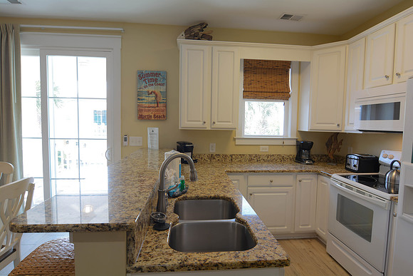 4914 Cinzia Ln-14
