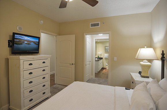 100 N Beach #1511-12