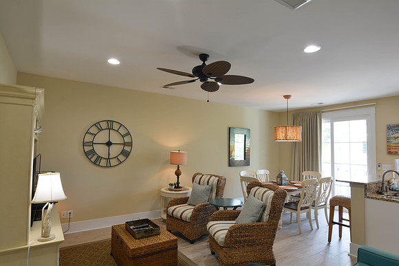 4914 Cinzia Ln-11