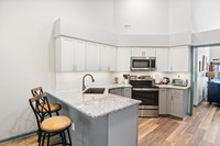 183 Glenwood Dr-19