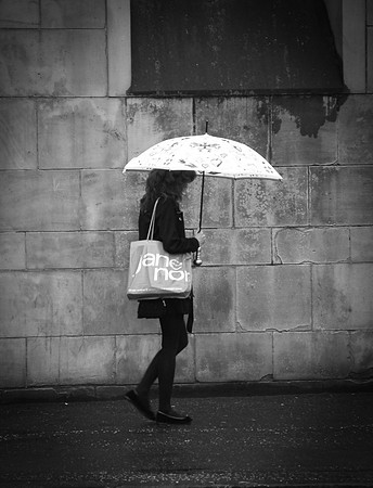 Walking in the rain, Edinburgh