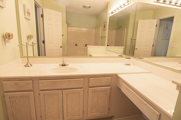 5030 Windsor Green Wy #203-22