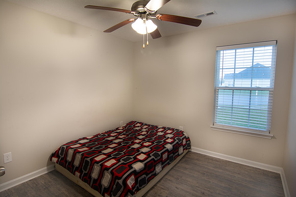 260 Lester Rd-18