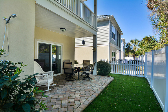 408 7th Ave, S-8