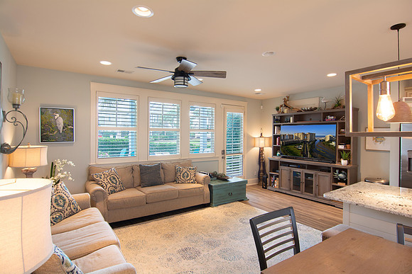 4839 Cantor Ct-7